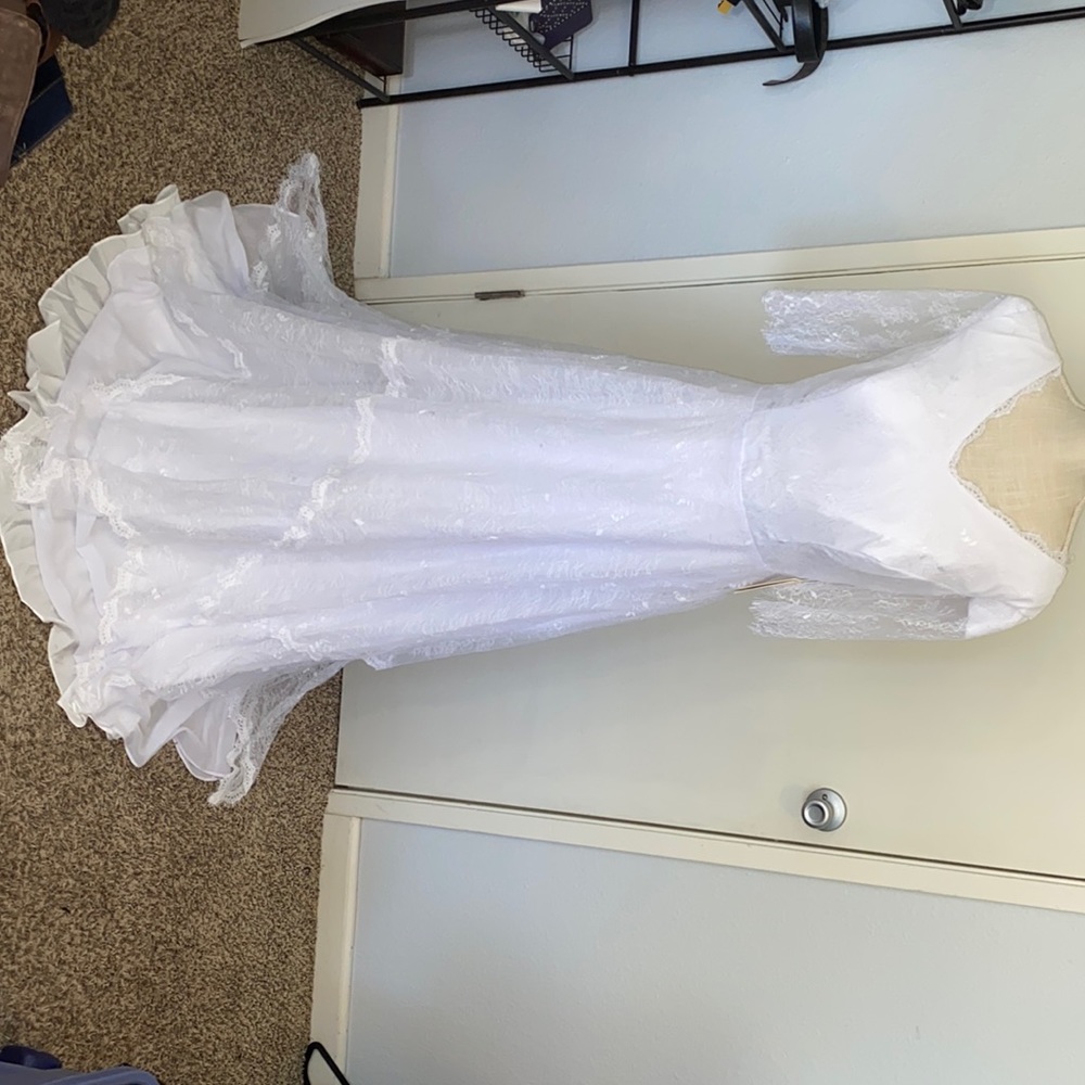 NWT Mingdas Wedding Dress Lace Gown Bridal Half Long Sleeve Womens Size 16